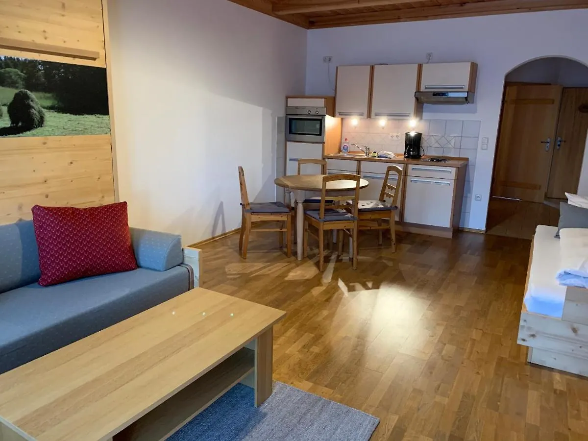 Apartment Zum Dammerbauer Strasslach-Dingharting