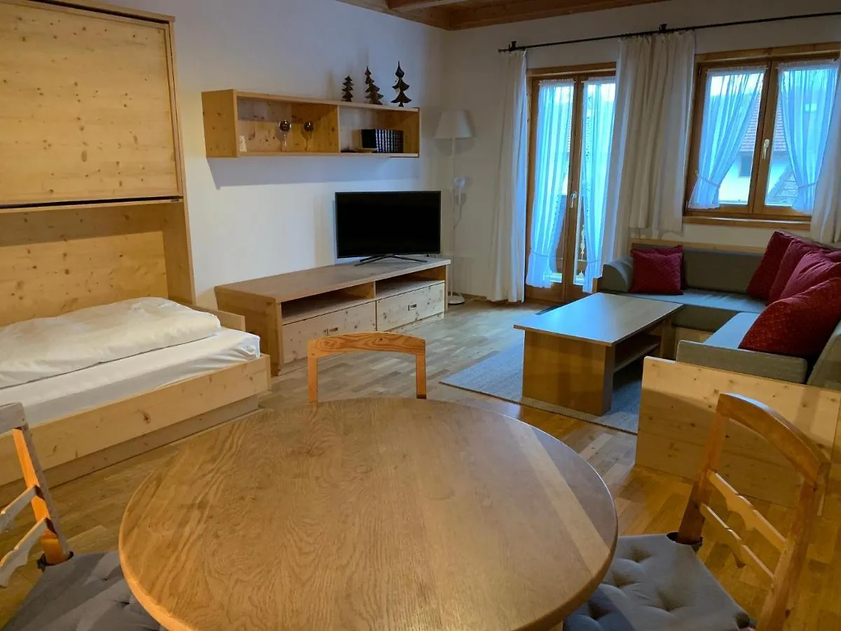 Apartment Zum Dammerbauer Strasslach-Dingharting